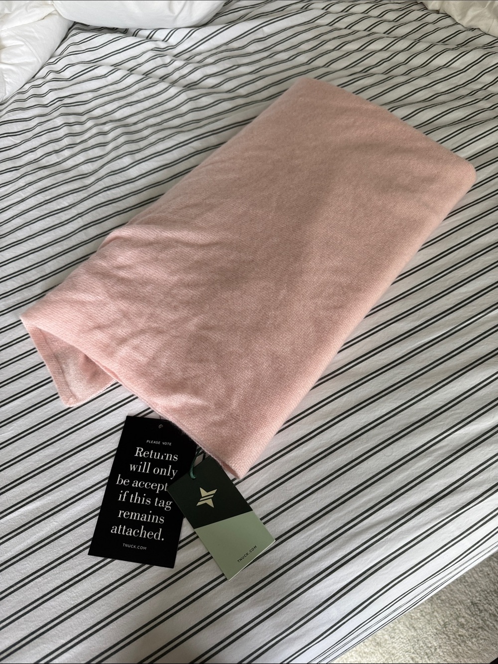 Tuckernuck Pink Cashmere Blanket Scarf with Tags